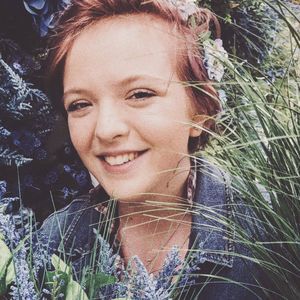 Meet your Posher, Dena